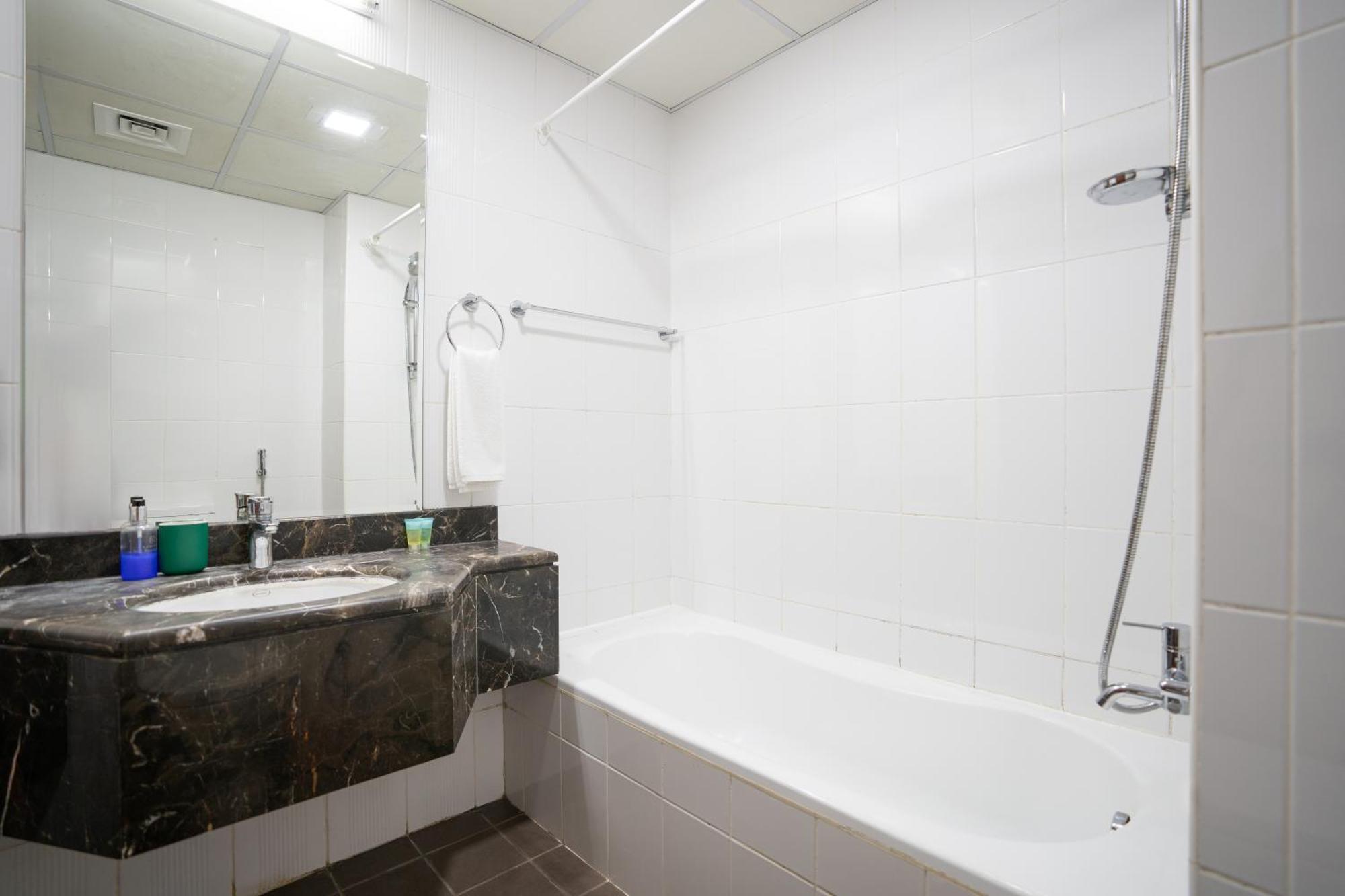 Rh- Perfect Downtown Getaway For Couple, Near Dubai Mall מראה חיצוני תמונה